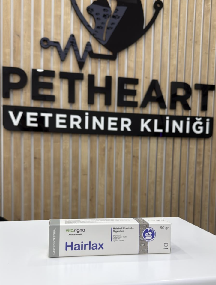 Sakarya Petheart veteriner kliniği vitamin ve takviye ürünleri rafı